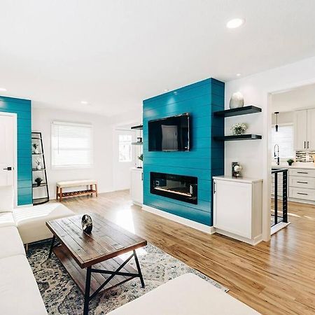 Beautiful Luxury Home Freshly Renovated With Big Yard, Seating & Grill Pad Cottage Grove Bagian luar foto